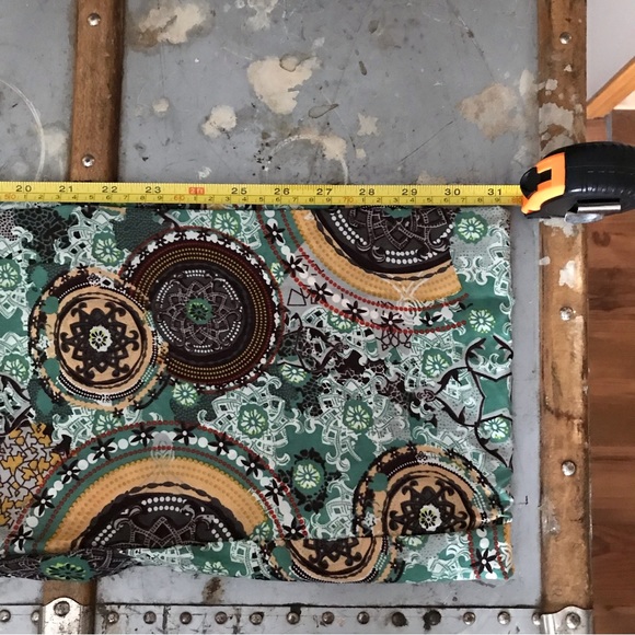 Gold & Green infinity scarf. - Picture 7 of 7